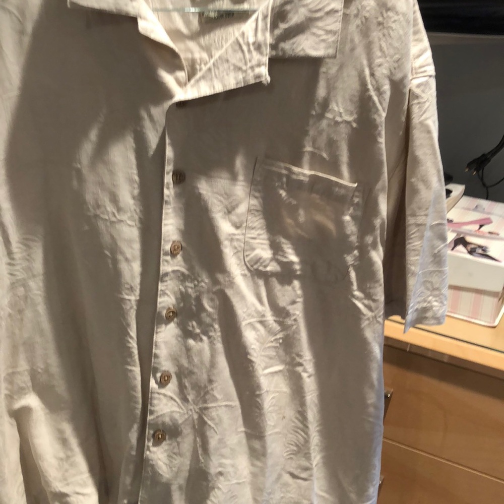 Men’s shirt